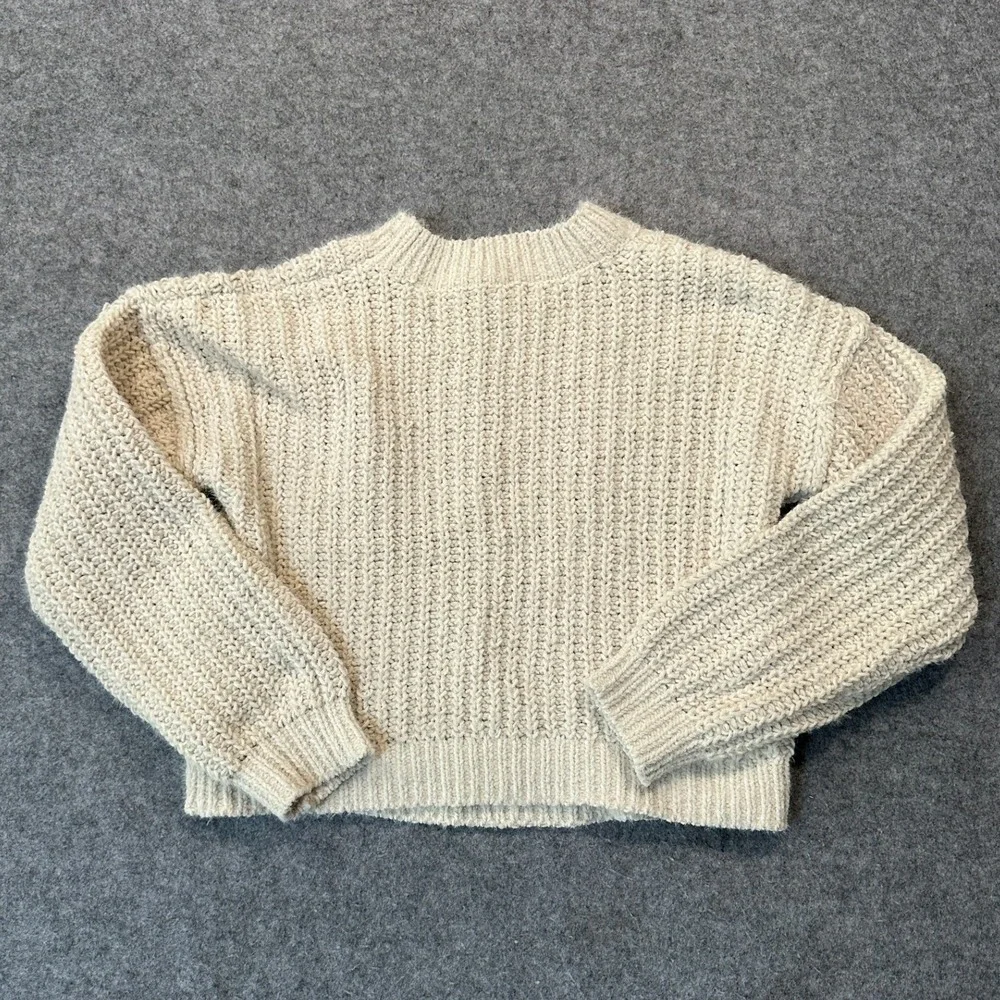 No Boundaries Cable Knit Cropped Sweater Medium‎ Cream Ivory Chunky Soft Knit